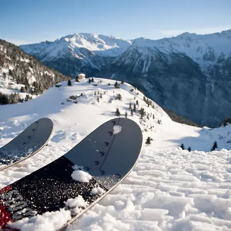 220m With Terrace For 14 People Saint-Jean-de-Maurienne