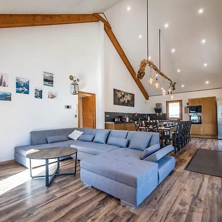 Apartment 220m With Terrace For 14 People Saint-Jean-de-Maurienne